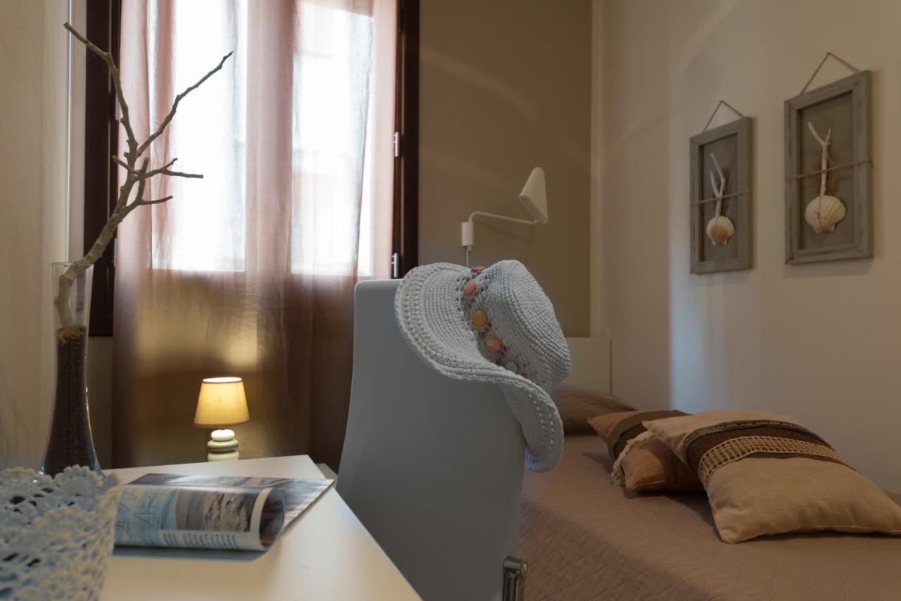 Sisidda Rooms & Breakfast サン・ヴィート・ロ・カーポ エクステリア 写真